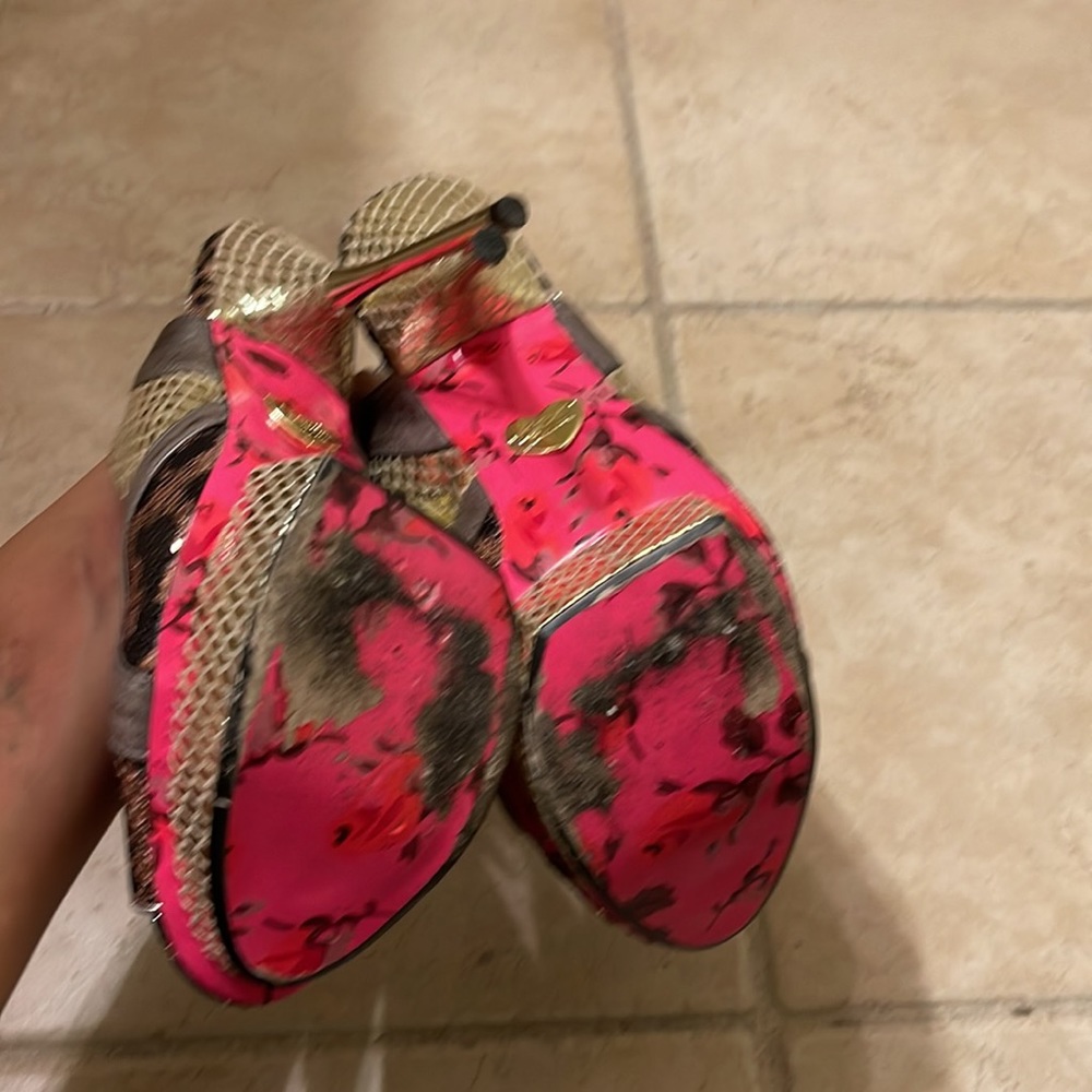 High heels - Picture 5 of 5